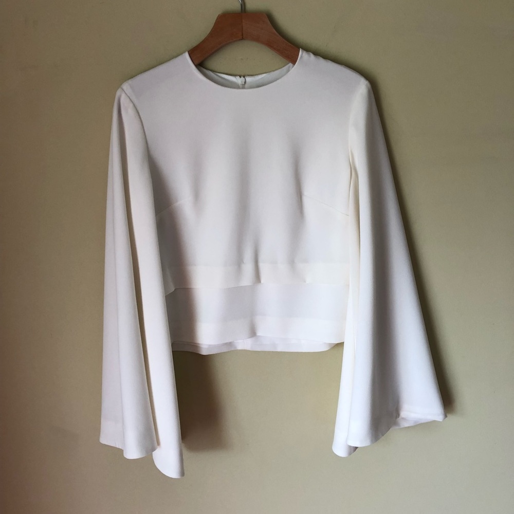 ✨NWOT Finders Keepers Top ✨